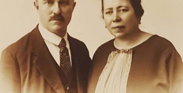 Arthur Roose and his wife Irma Deschepper, my great-grandparents and the parents of my maternal grandfather Karel Roose, c1910-15